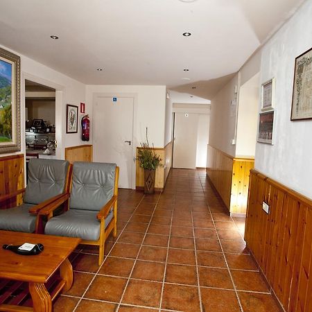 Hotel Montseny Espuy Buitenkant foto