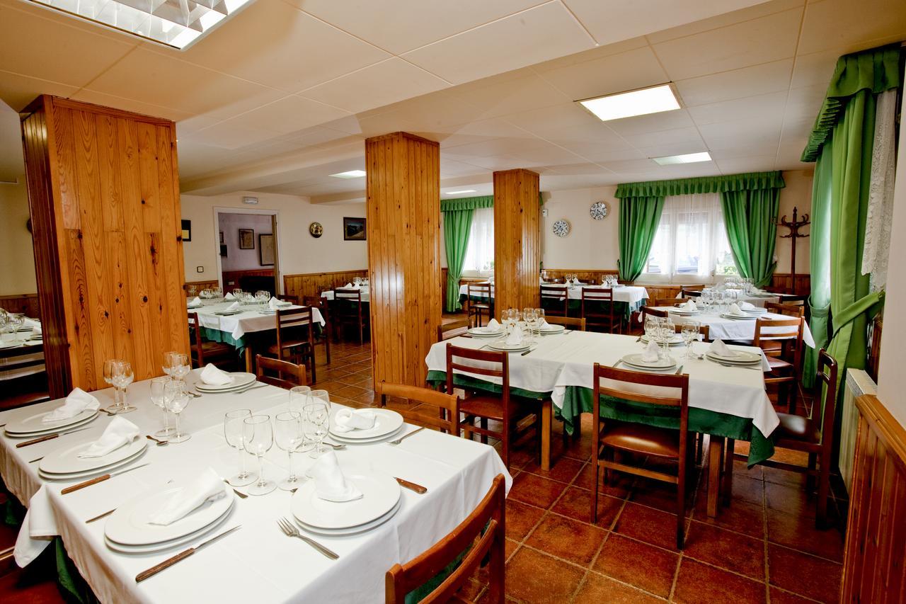Hotel Montseny Espuy Buitenkant foto