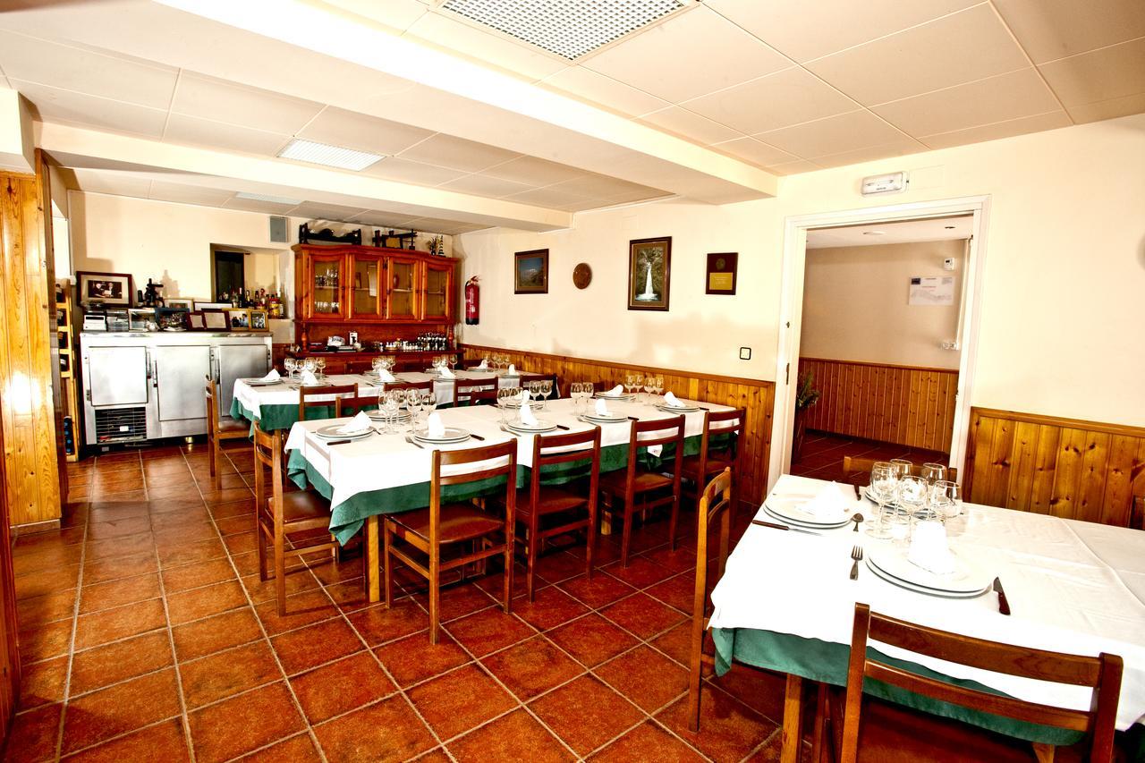 Hotel Montseny Espuy Buitenkant foto